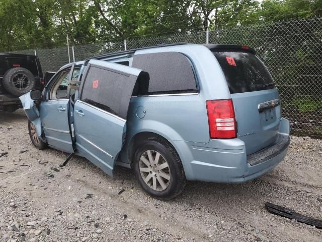 2009 Chrysler Town & Country Touring