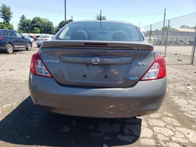 2013 Nissan Versa S