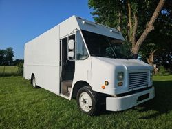 Vehiculos salvage en venta de Copart Rogersville, MO: 2012 Freightliner Chassis M Line WALK-IN Van