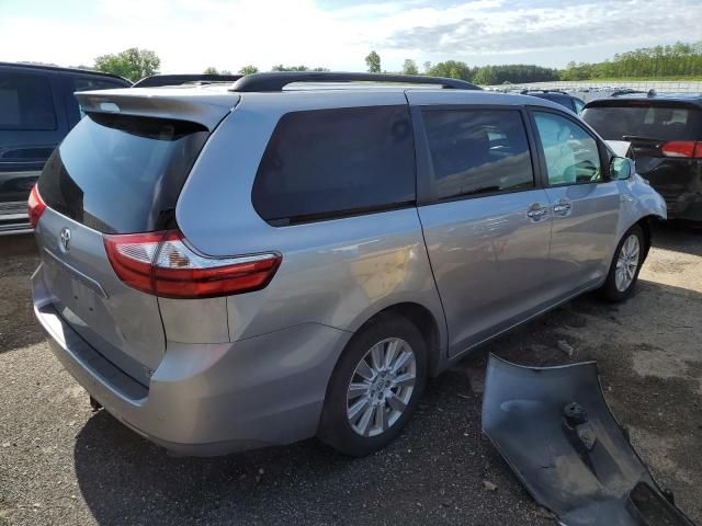 2017 Toyota Sienna XLE