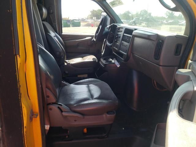 2006 GMC Savana Cutaway G3500