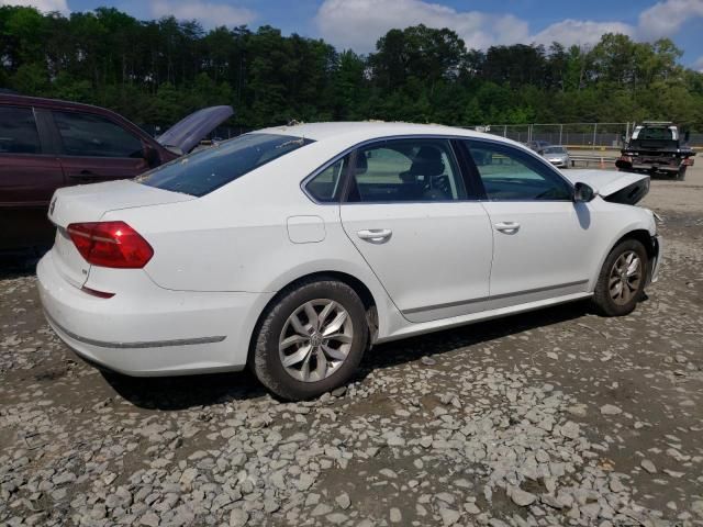 2016 Volkswagen Passat S