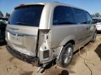 2014 Chrysler Town & Country Touring L