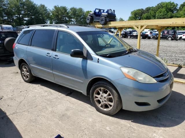 2006 Toyota Sienna LE