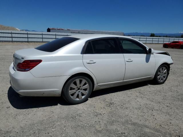 2005 Toyota Avalon XL