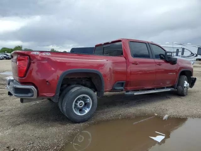 2022 Chevrolet Silverado K3500 LT