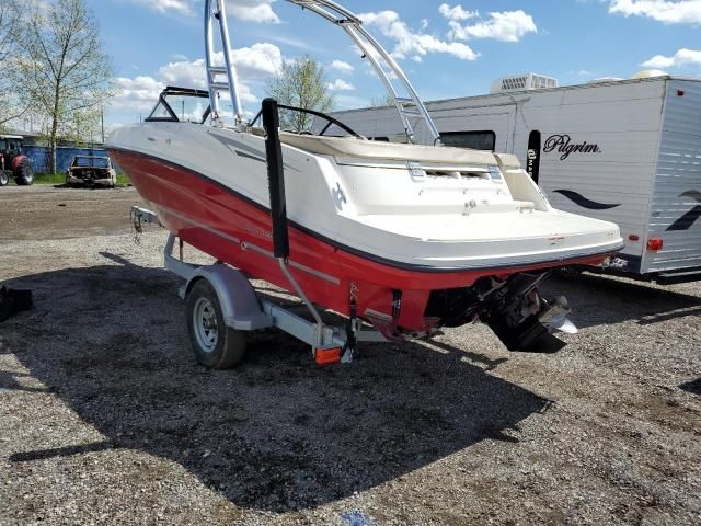 2016 Bayliner Boat