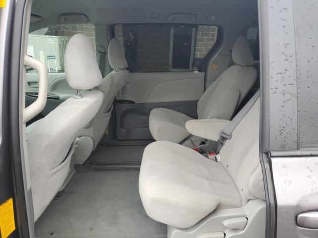 2012 Toyota Sienna LE