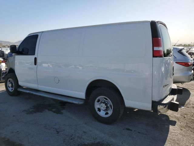 2019 Chevrolet Express G2500