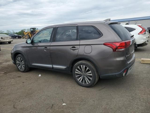 2020 Mitsubishi Outlander SE