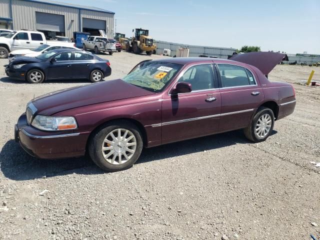 2007 Lincoln Town Car Signature