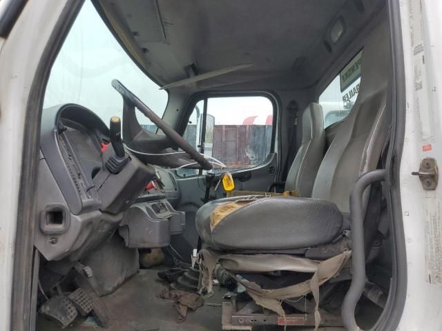 2004 Freightliner M2 106 Medium Duty