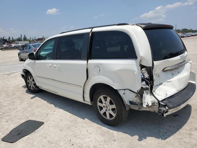 2010 Chrysler Town & Country Touring