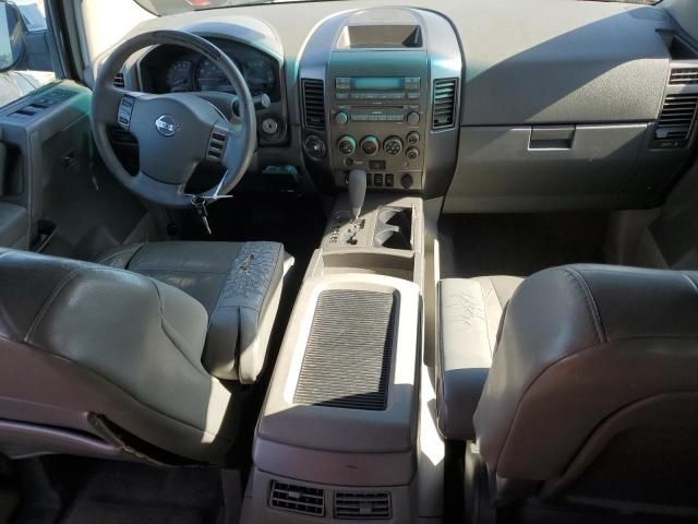 2004 Nissan Armada SE