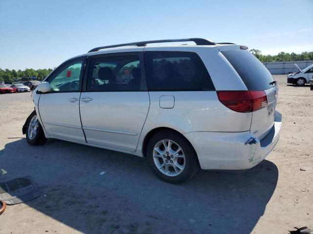 2004 Toyota Sienna XLE