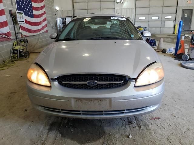 2000 Ford Taurus SE