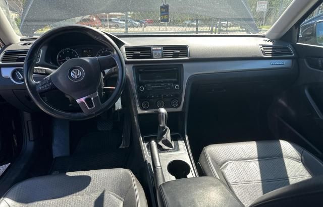 2014 Volkswagen Passat S