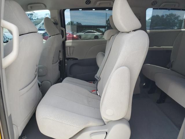 2012 Toyota Sienna LE