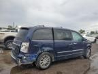 2014 Chrysler Town & Country Touring L