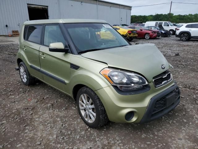 2013 KIA Soul +