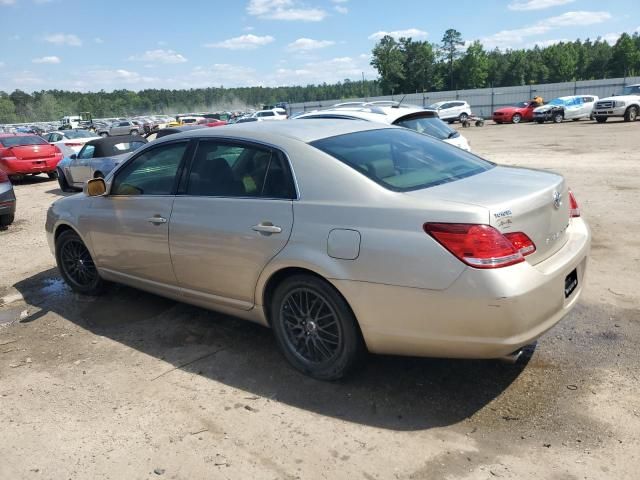 2005 Toyota Avalon XL