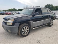 Lots with Bids for sale at auction: 2005 Chevrolet Avalanche C1500