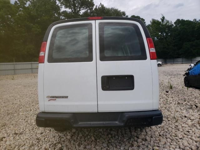 2021 Chevrolet Express G2500