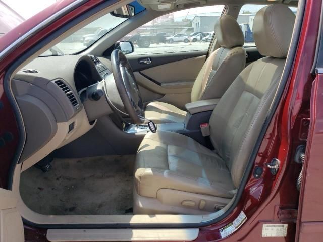 2010 Nissan Altima Base