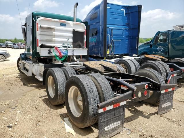 2001 Freightliner Medium Conventional CST120