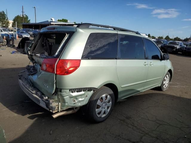 2009 Toyota Sienna CE