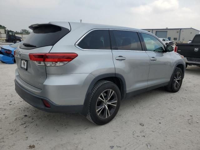 2019 Toyota Highlander LE