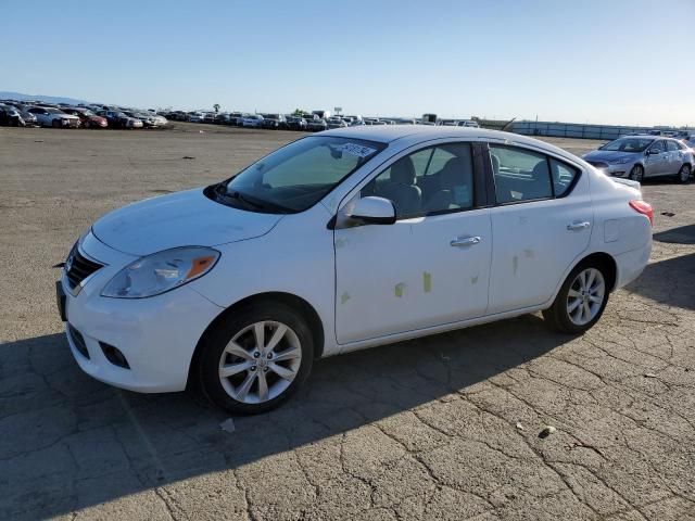 2014 Nissan Versa S