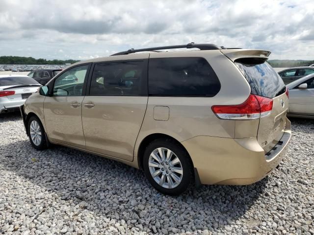 2014 Toyota Sienna XLE