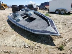 Salvage boats for sale at Columbia, MO auction: 1990 Bullet Boat