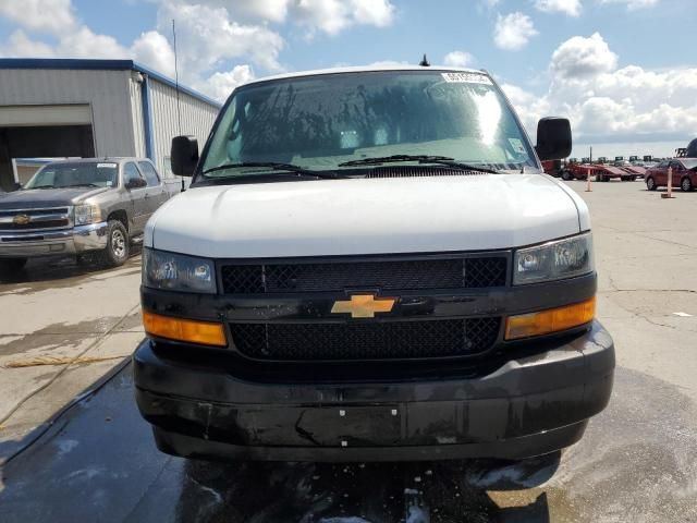 2022 Chevrolet Express G2500