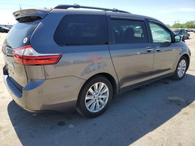 2017 Toyota Sienna XLE