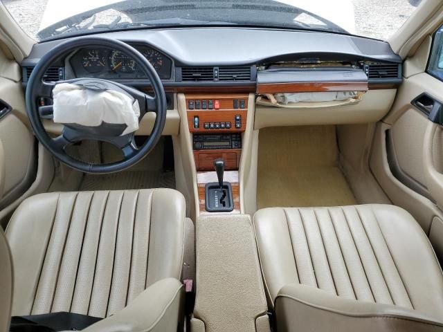 1995 Mercedes-Benz E 320