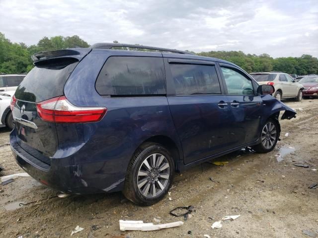 2019 Toyota Sienna XLE