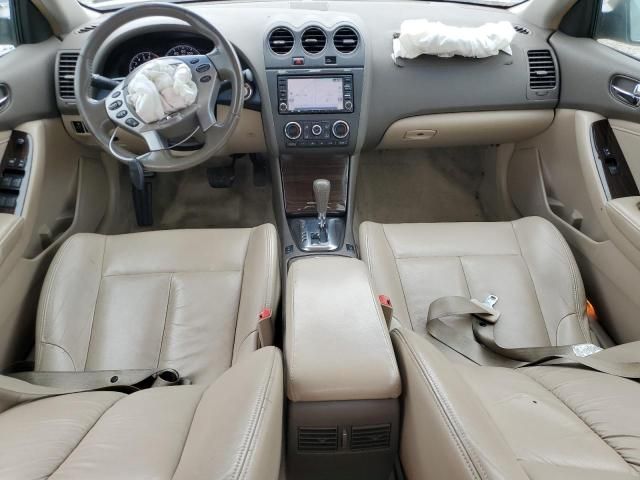 2010 Nissan Altima Base