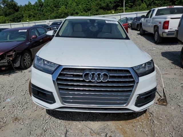 2017 Audi Q7 Premium Plus