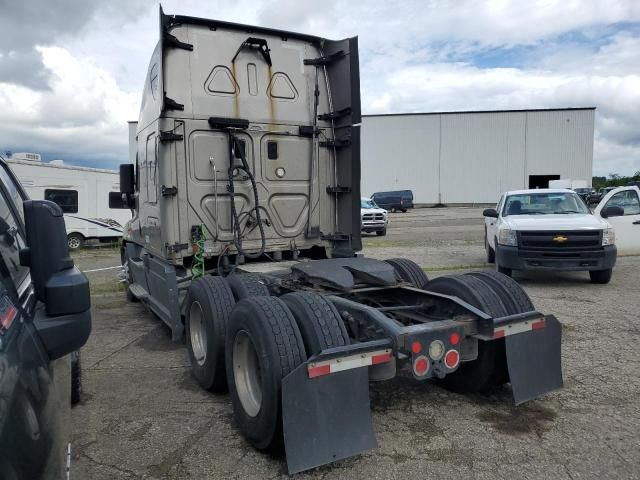 2017 Freightliner Cascadia 125