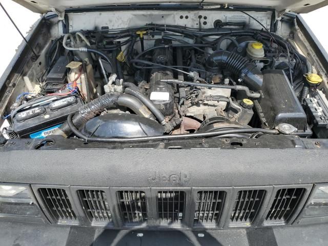 2000 Jeep Cherokee SE