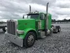 2023 Peterbilt 389