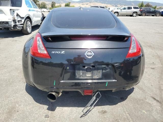 2014 Nissan 370Z Base