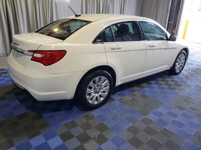 2013 Chrysler 200 LX