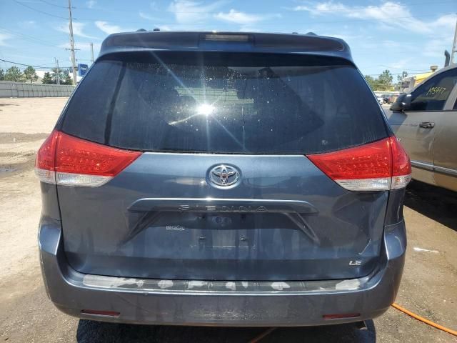 2014 Toyota Sienna LE