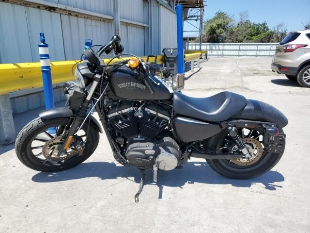 2015 Harley-Davidson XL883 Iron 883