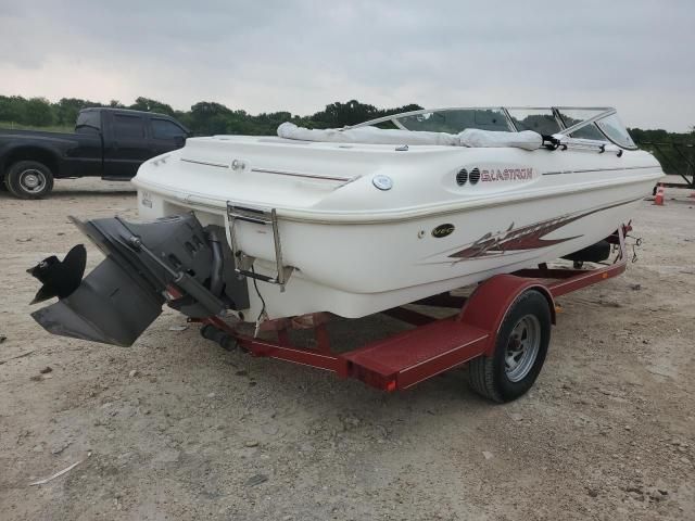 2002 Glastron Boat