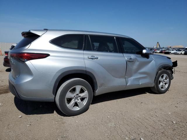 2022 Toyota Highlander L