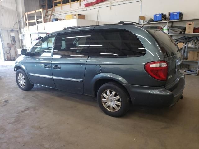 2006 Chrysler Town & Country Touring